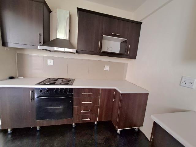 1.5 Bedroom Flat To Let in Essenwood
