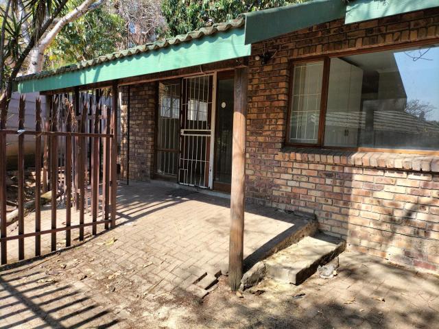 1.5 Bedroom Flat To Let in Nelspruit Ext 2