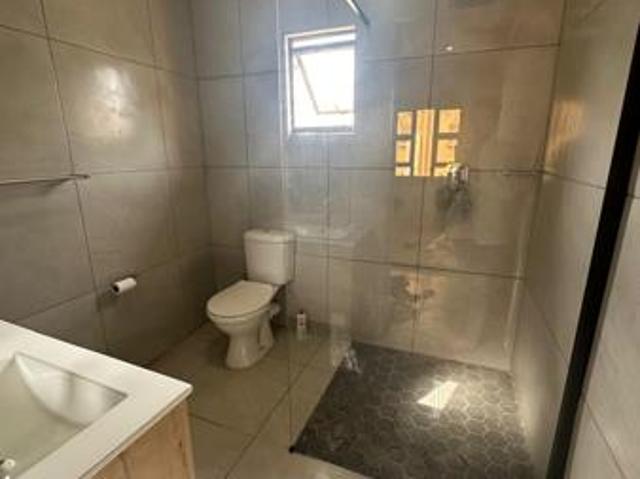 1.5 Bedroom Garden Cottage in Cleland
