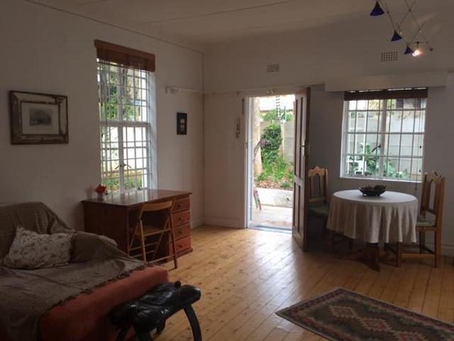 1.5 Bedroom Garden Cottage in Parkview