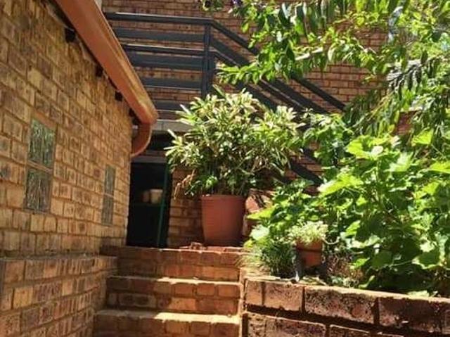 1.5 Bedroom GardenCottage to Rent in Faerie Glen