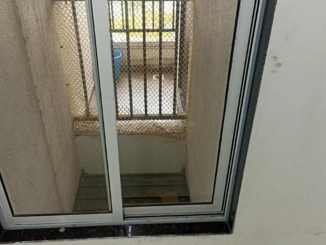 1.5 BHK Apartment in Thane West for rent Thane. The reference number is 20615106
