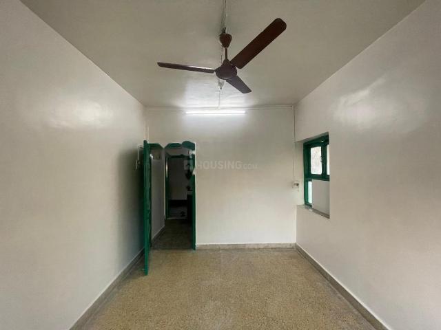 1.5 BHK Apartment in Andheri West for rent Mumbai. The reference number is 20751211