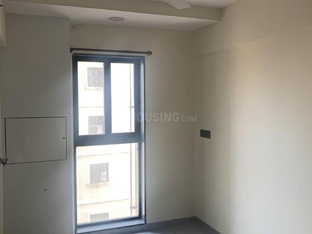 1.5 BHK Apartment in Andheri West for resale Mumbai. The reference number is 19728210