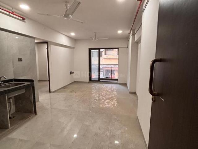 1.5 BHK Apartment in Andheri West for resale Mumbai. The reference number is 19967574