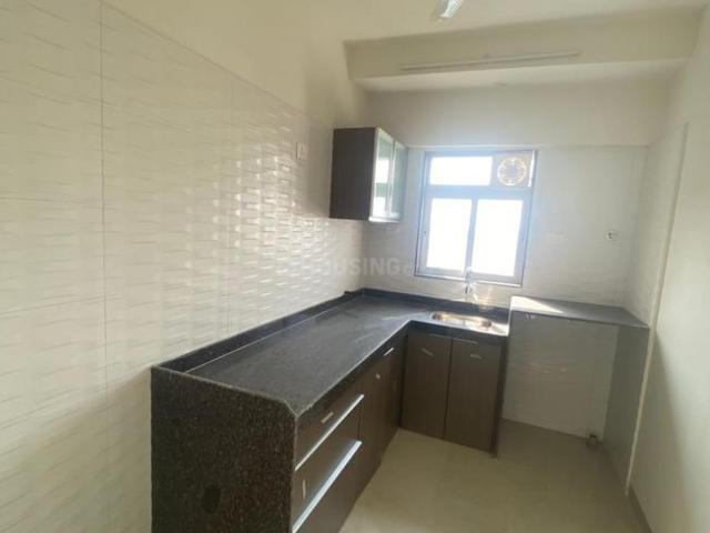 1.5 BHK Apartment in Andheri West for resale Mumbai. The reference number is 20213991
