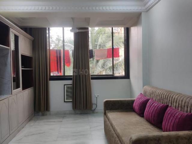 1.5 BHK Apartment in Bandra West for rent Mumbai. The reference number is 20554035