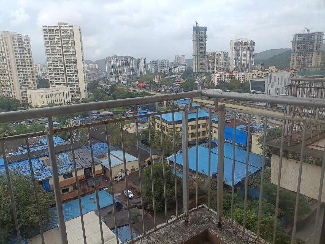 1.5 BHK Apartment in Dahisar East for resale Mumbai. The reference number is 18403467