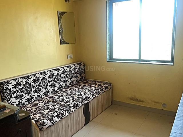 1.5 BHK Apartment in Ghatkopar East for rent Mumbai. The reference number is 19836184