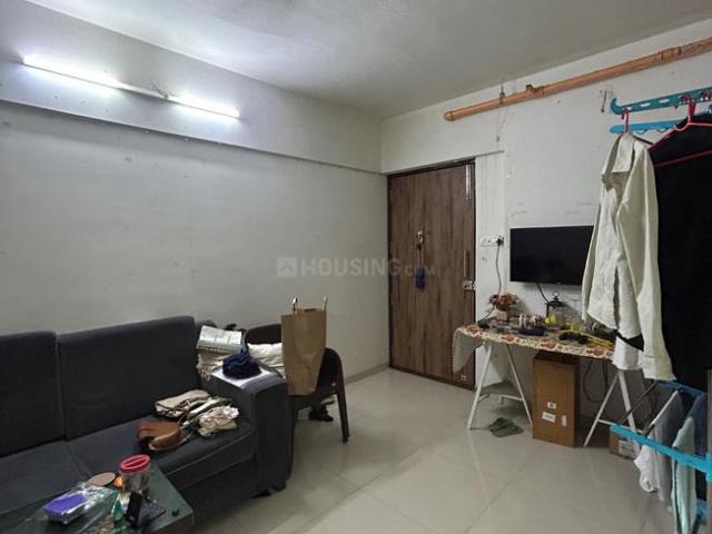 1.5 BHK Apartment in Ghatkopar East for rent Mumbai. The reference number is 20348862