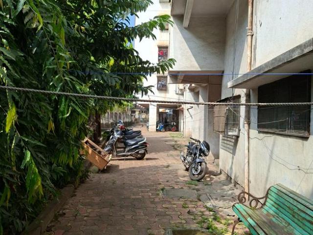 1.5 BHK Apartment in Hadapsar for resale Pune. The reference number is 18783126
