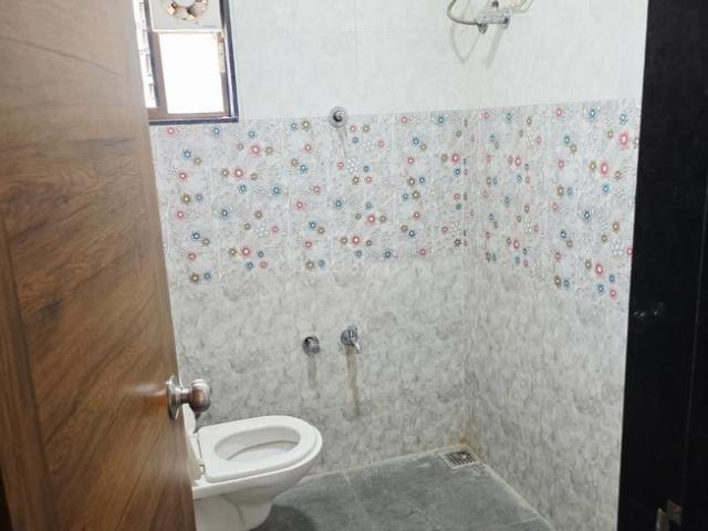 1.5 BHK Apartment in Jodhpur for rent Ahmedabad. The reference number is 20550252