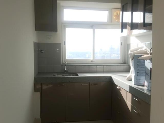 1.5 BHK Apartment in Kandivali East for rent Mumbai. The reference number is 18700393