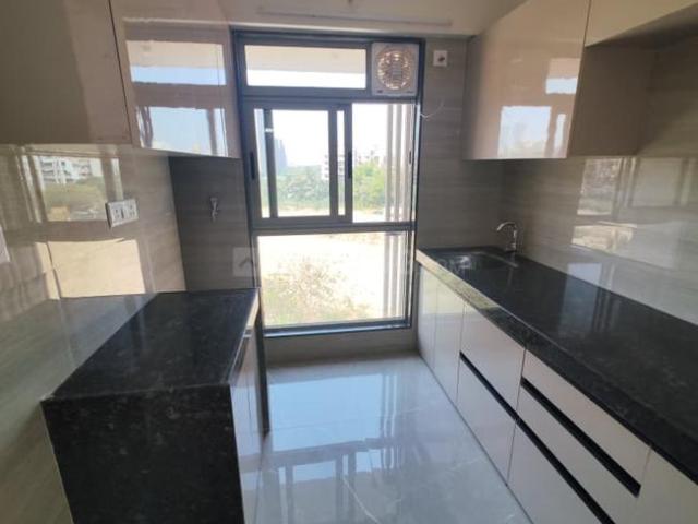 1.5 BHK Apartment in Kandivali West for rent Mumbai. The reference number is 20637143