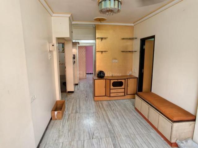1.5 BHK Apartment in Kandivali West for rent Mumbai. The reference number is 20731246
