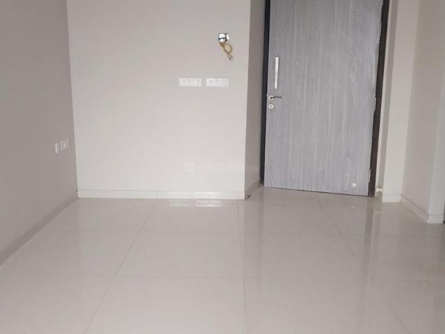 1.5 BHK Apartment in Kandivali West for resale Mumbai. The reference number is 20762231