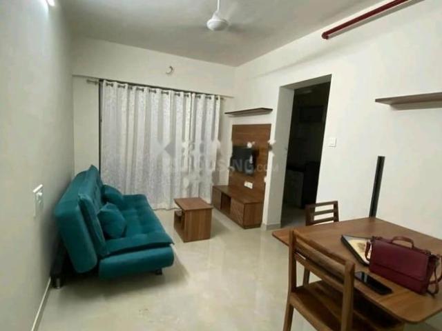 1.5 BHK Apartment in Kandivali West for resale Mumbai. The reference number is 20972841
