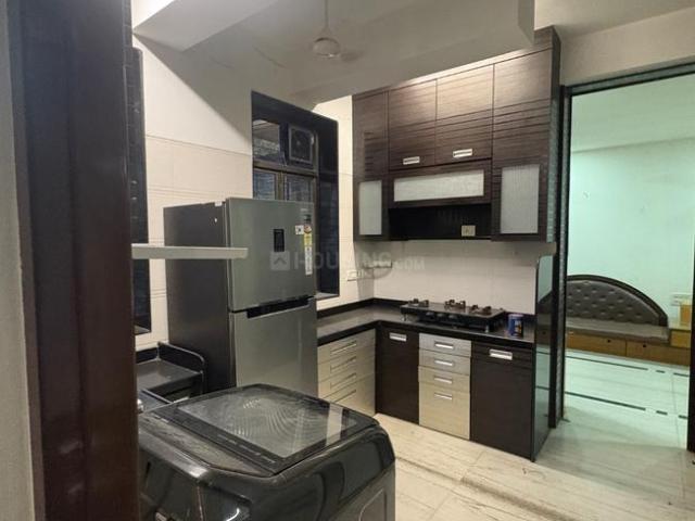 1.5 BHK Apartment in Mahim for rent Mumbai. The reference number is 19980366