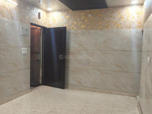 1.5 BHK Apartment in Paschim Vihar for rent New Delhi. The reference number is 19674990
