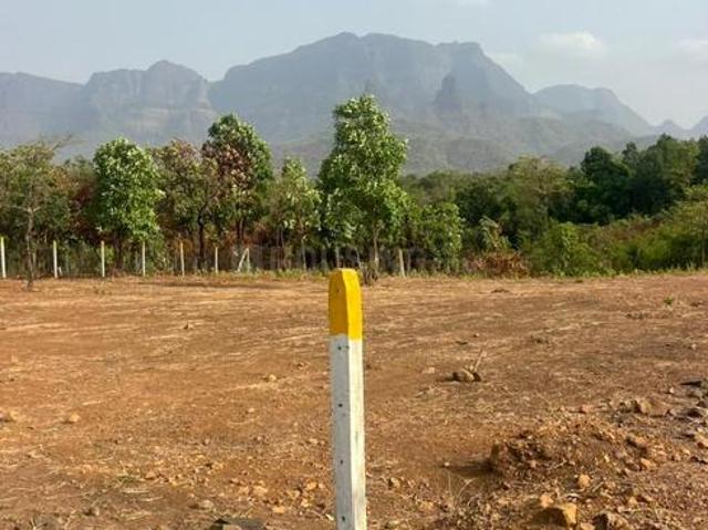 1.5 BHK Farm House in Ghatkopar West for resale Mumbai. The reference number is 20298981