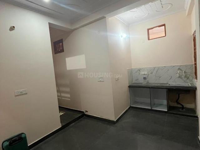 1.5 BHK Independent Builder Floor in Charbagh for rent Lucknow. The reference number is 20414114
