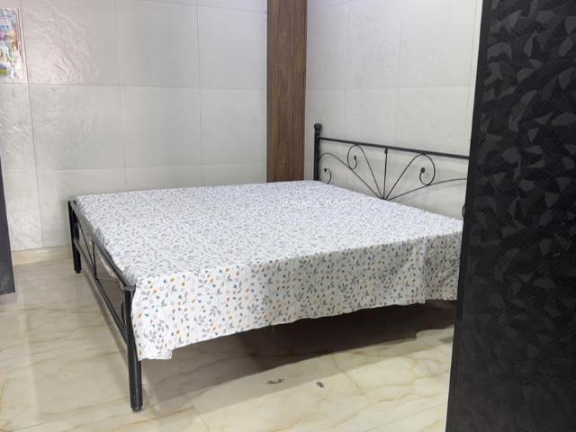 1.5 BHK Independent Builder Floor in Kotla Mubarakpur for rent New Delhi. The reference number is 20461683