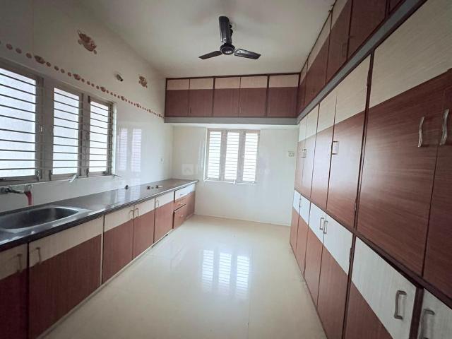1.5 BHK Independent Builder Floor in Jivrajpark for rent Ahmedabad. The reference number is 20848755