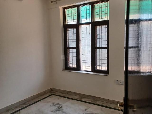 1.5 BHK Independent Builder Floor in Sector 40 for rent Gurgaon. The reference number is 20090240