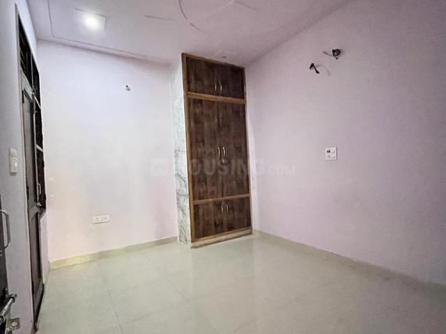 1.5 BHK Independent Builder Floor in Sector 65 for rent Faridabad. The reference number is 20356973