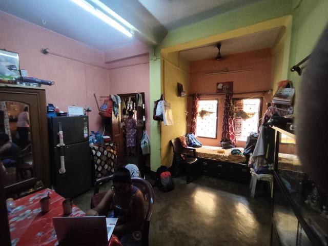 1.5 BHK Independent House in Baithakkhana for rent Kolkata. The reference number is 20673809