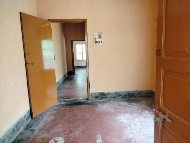1.5 BHK Independent House in Behala Chowrasta for rent Kolkata. The reference number is 20467716