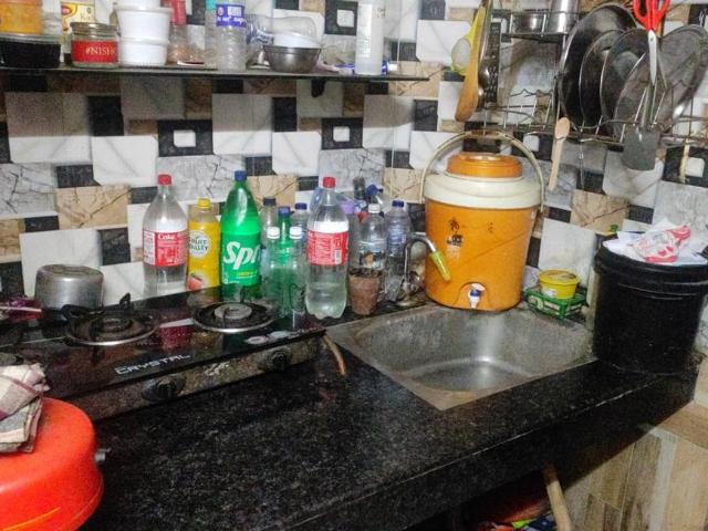 1.5 BHK Independent House in Kamla Nagar for rent New Delhi. The reference number is 17580746