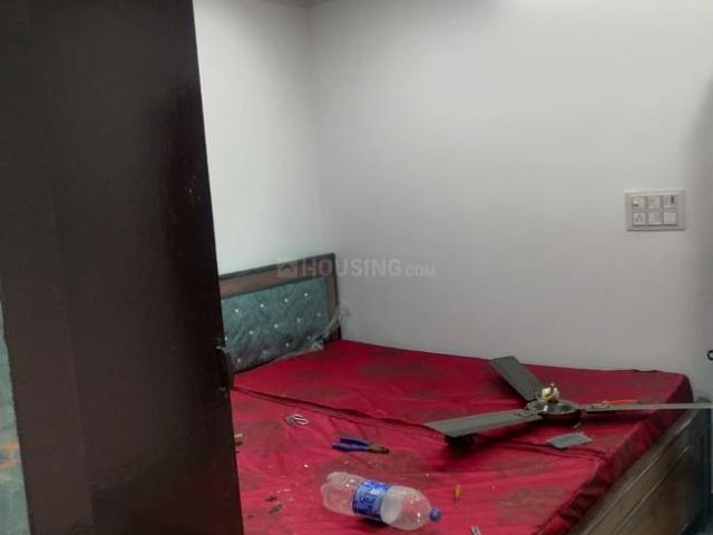 1.5 BHK Independent House in Sector 33 for rent Noida. The reference number is 19518460