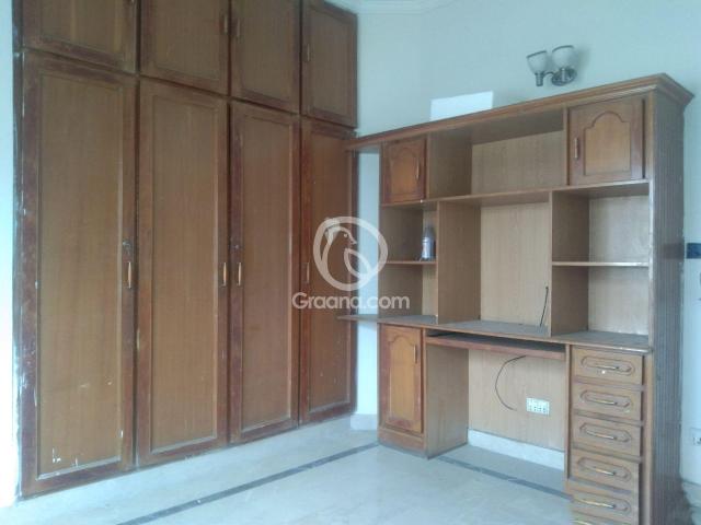1.5 Kanal House for Rent
