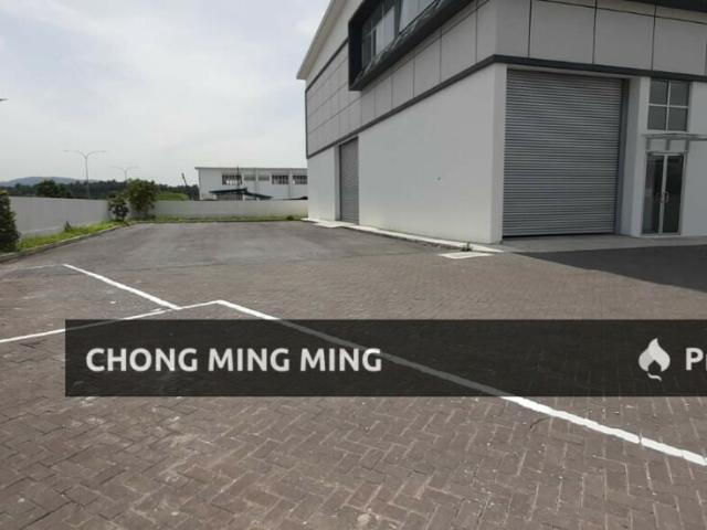 1.5 Storey Corner Semi Detached Factory @ TechPark Bandar Enstek for Rent