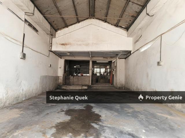 1.5 Storey Link Factory With CF For Rent @ Taman Perindustrian Puchong