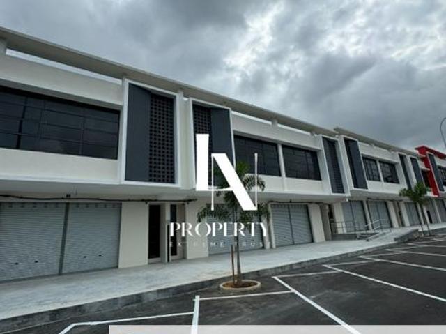 1.5 Storey Link Factory @ Sendayan Tech Valley facing open