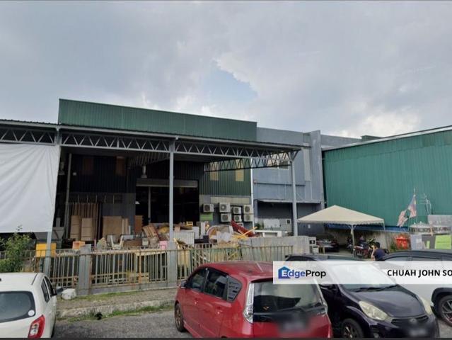1.5 Storey Semi D Factory @ Seri Kembangan, Selangor