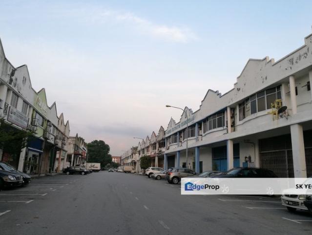 1.5 story link factory Ara Damansara