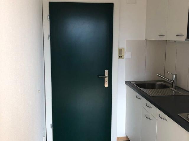 1.5 room studio on the 2nd floor ideal for students