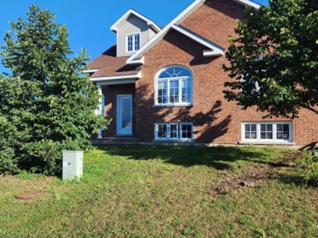 1 5 Rue De La Fuji, Gatineau Aylmer, QC, J9J 0P6 house for lease | Listing ID 24942 | Royal LePage