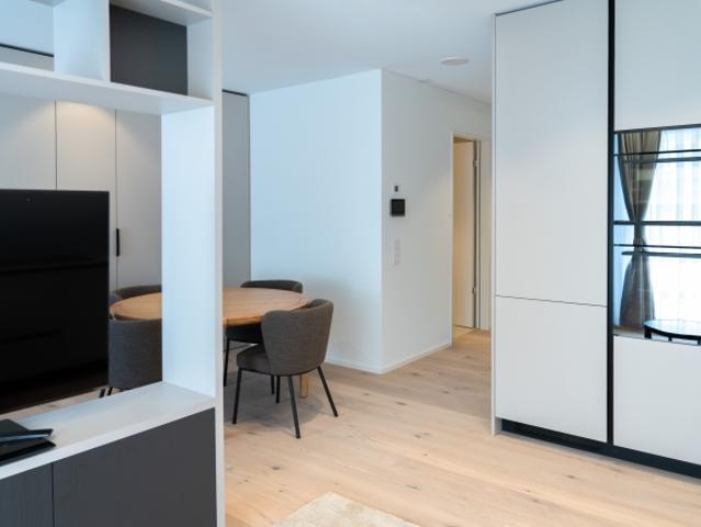 1.5 Zimmer, möbliert, Balkon direkt am Bahnhof Killwangen
