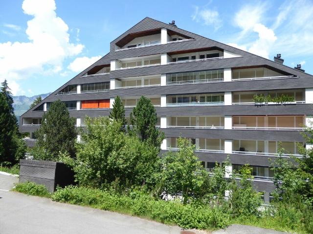 1.5 Zimmer Studio Ferienwohnung mit Gartensitzplatz und Tiefgaragenplatz