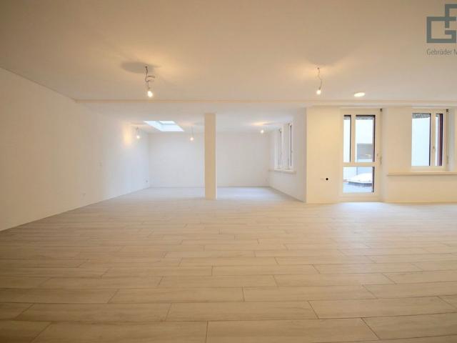 1.5 Zimmer, 108 m², 1. Stock