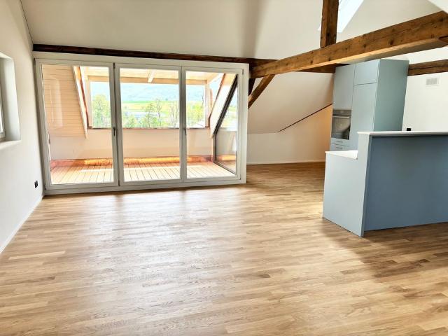 1.5 Zimmer, 113 m², 2. Stock