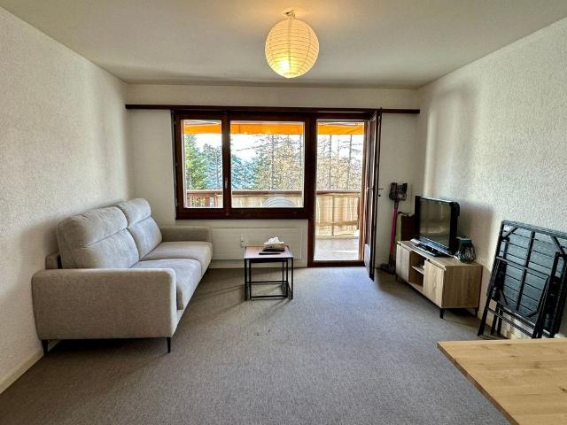 1.5 Zimmer, 25 m², 1. Stock
