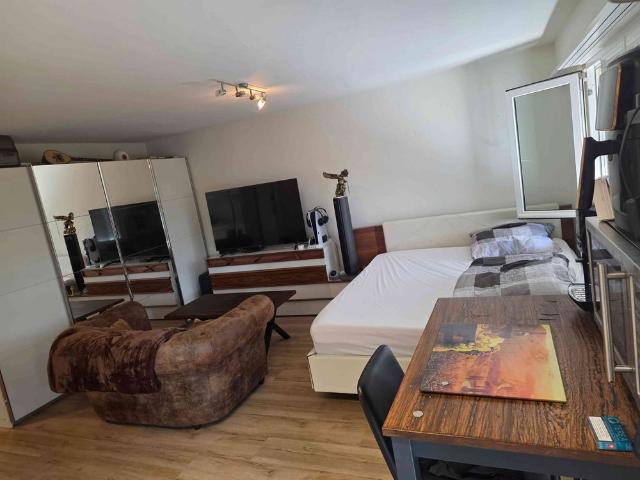 1.5 Zimmer, 40 m², 4. Stock