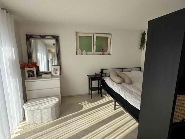 1.5 Zimmer, 42 m², EG