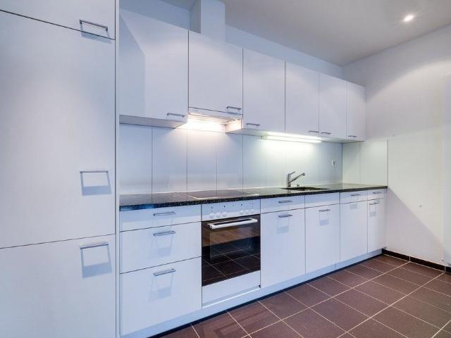 1.5 Zimmer, 85 m², EG