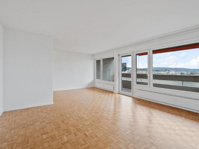 1.5 ZWG on the 4th floor, in 8064 Zurich for rent